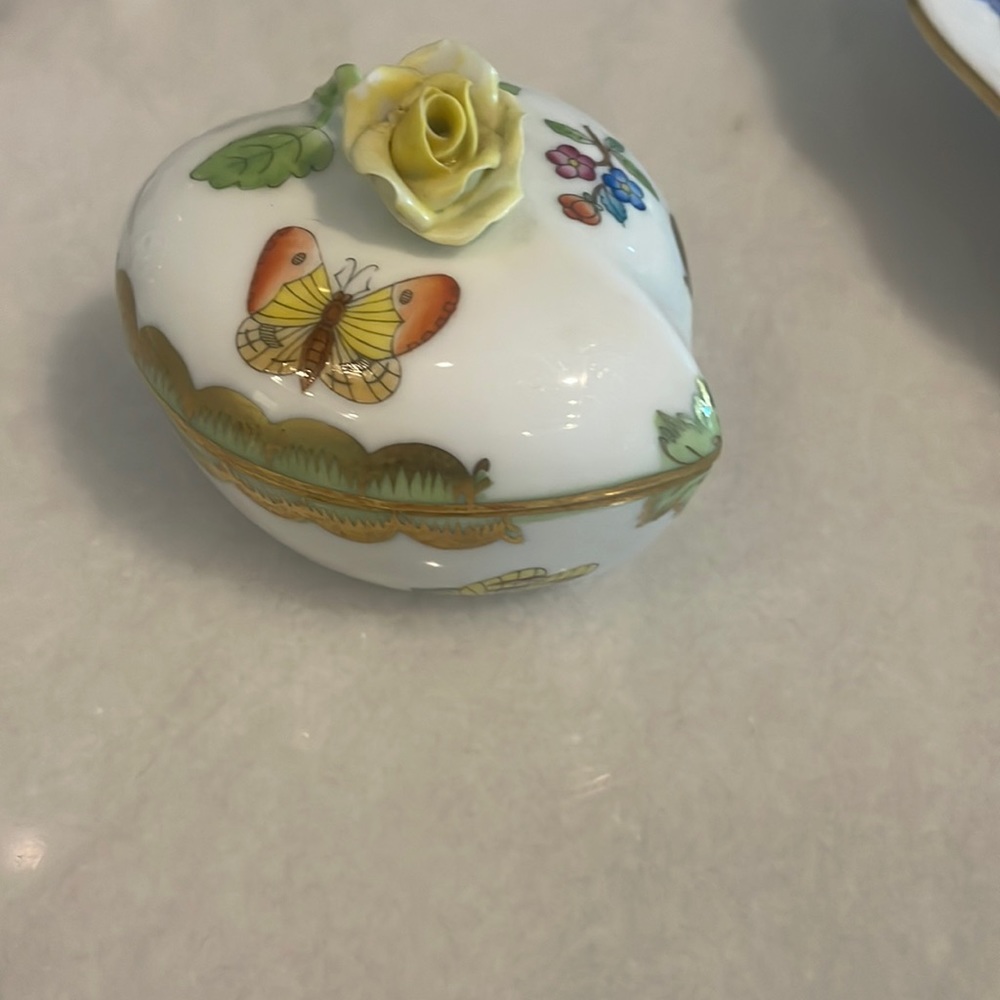 Herend flower box